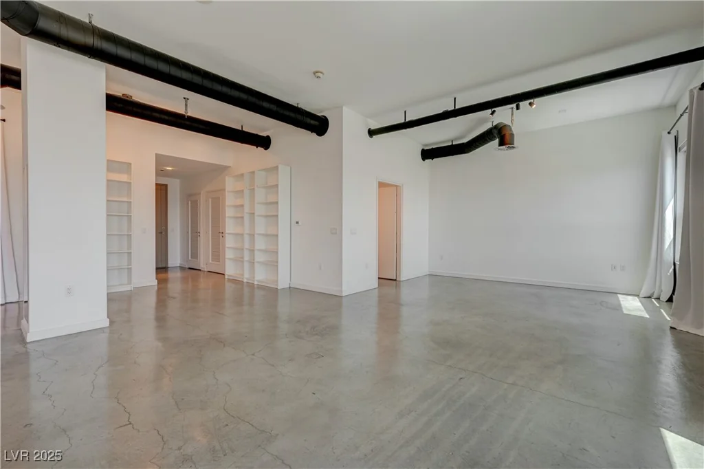 200 Hoover, Las Vegas, NV 89101