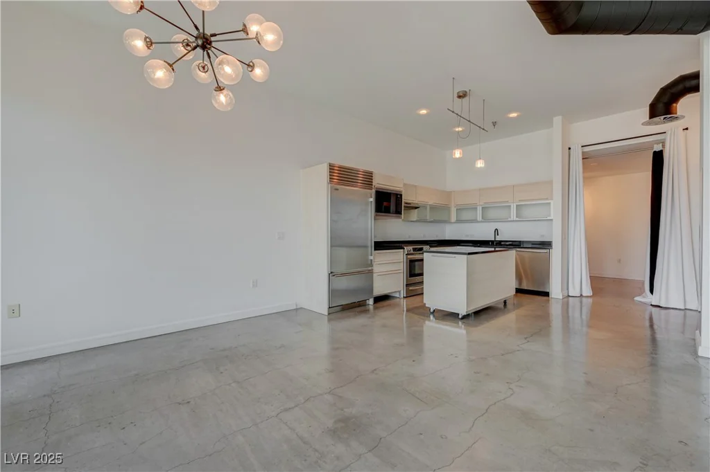 200 Hoover, Las Vegas, NV 89101