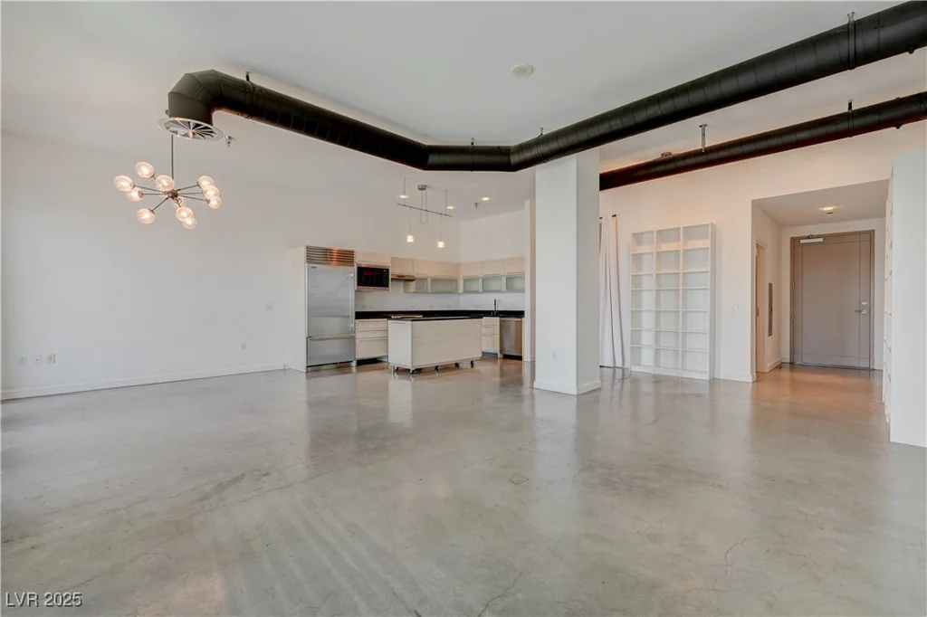 200 Hoover, Las Vegas, NV 89101