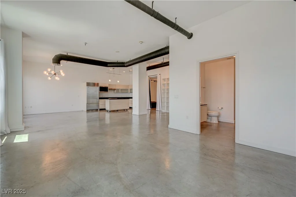 200 Hoover, Las Vegas, NV 89101