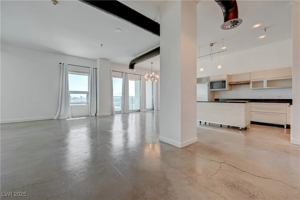 200 Hoover, Las Vegas, NV 89101