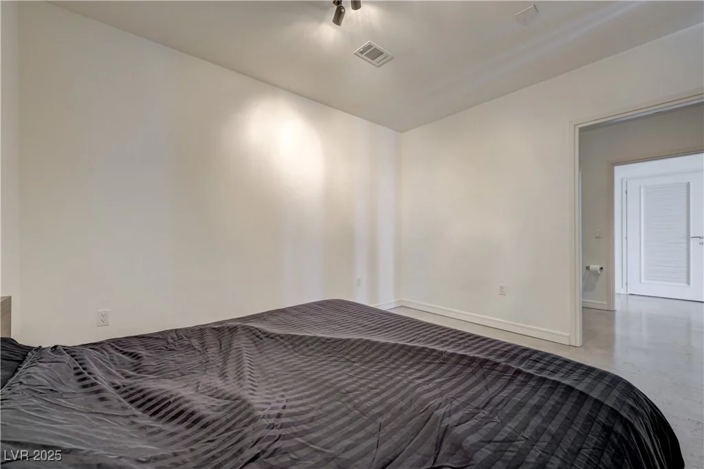 200 Hoover, Las Vegas, NV 89101
