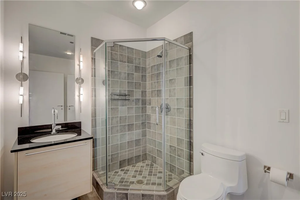 200 Hoover, Las Vegas, NV 89101