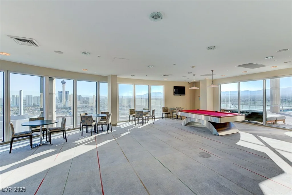 200 Hoover, Las Vegas, NV 89101