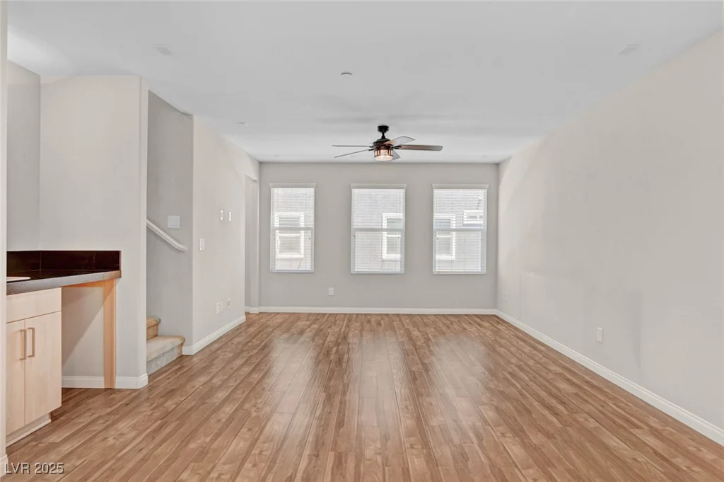 9050 Tropicana, Las Vegas, NV 89147