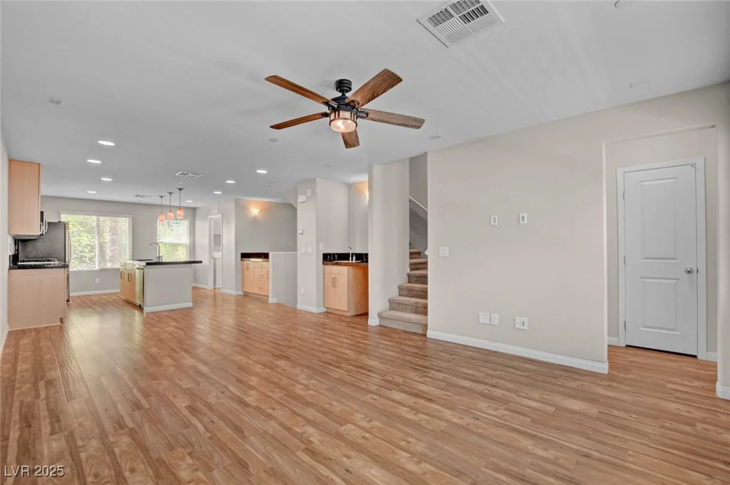 9050 Tropicana, Las Vegas, NV 89147