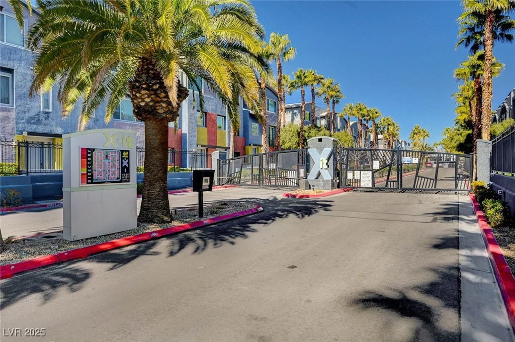 9050 Tropicana, Las Vegas, NV 89147