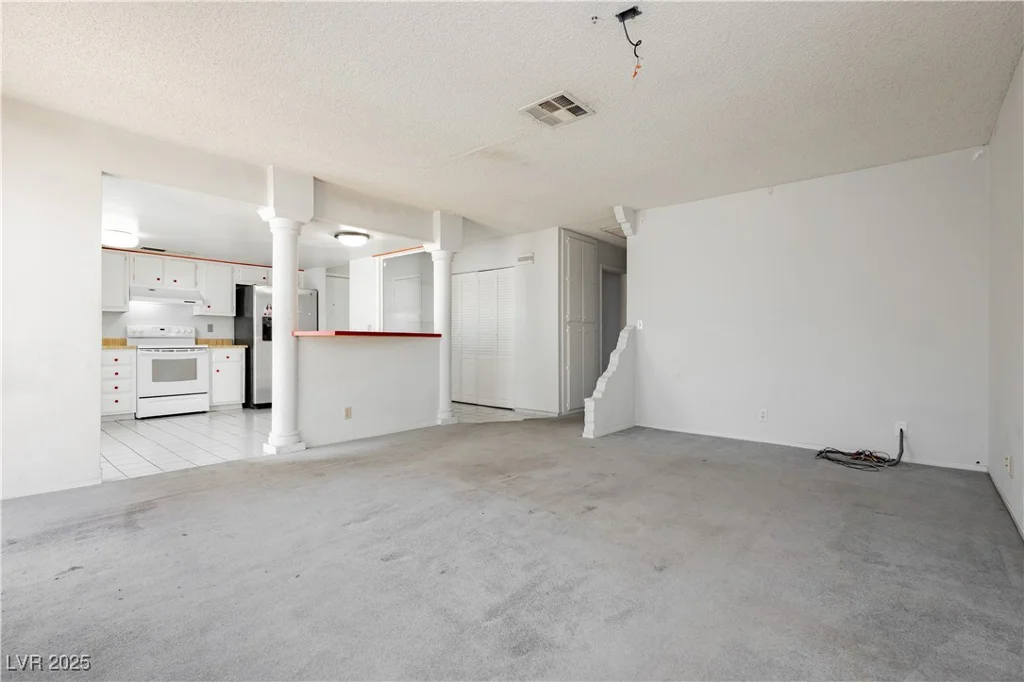 3410 Pecos, Las Vegas, NV 89121
