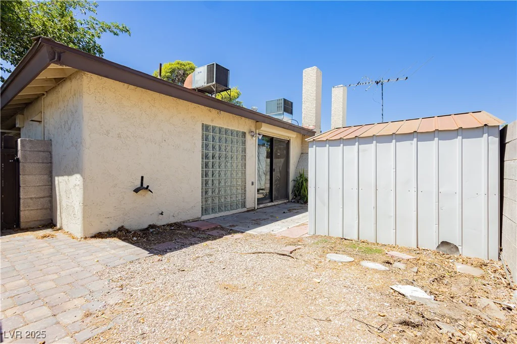 3410 Pecos, Las Vegas, NV 89121