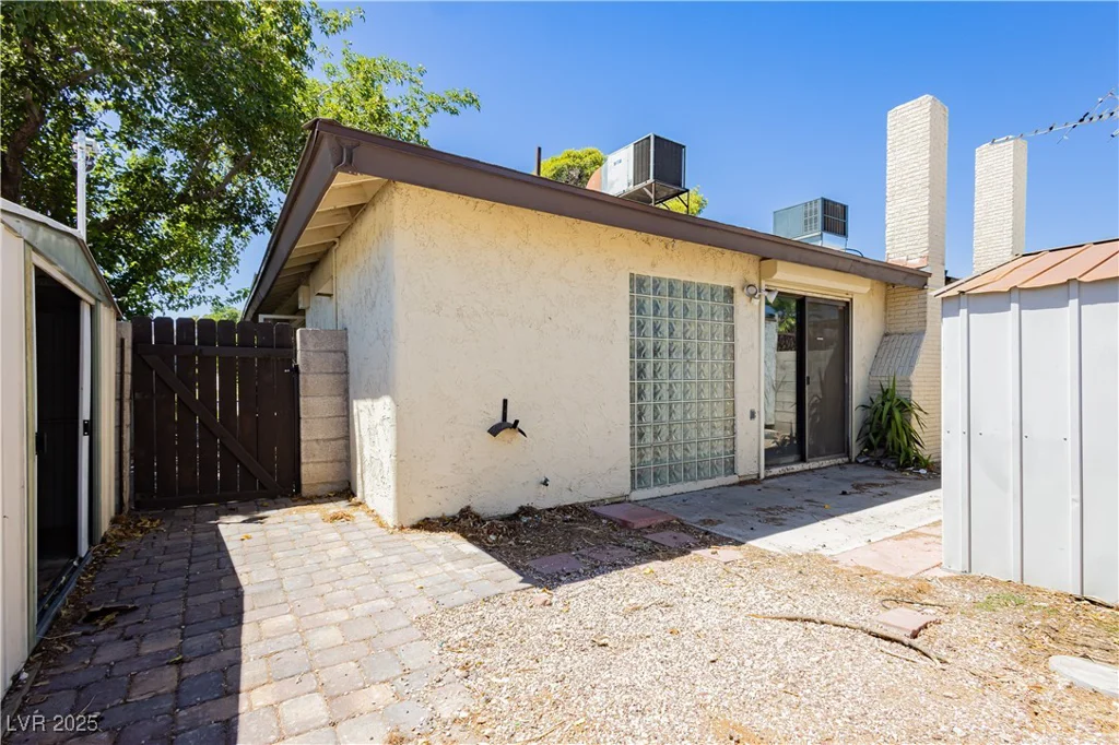 3410 Pecos, Las Vegas, NV 89121