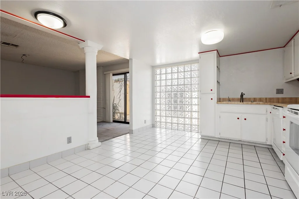 3410 Pecos, Las Vegas, NV 89121