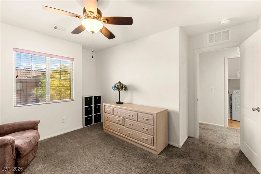 7927 Blue Lake Peak, Las Vegas, NV 89166