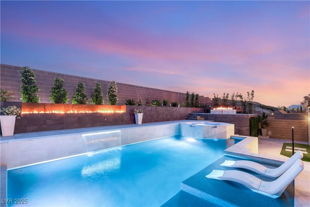4505 Amazing View, Las Vegas, NV 89129