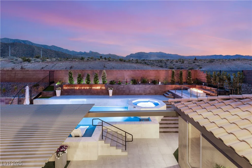 4505 Amazing View, Las Vegas, NV 89129