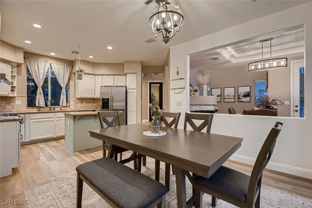 1612 Estrella, Las Vegas, NV 89117