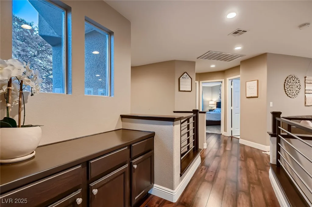 1612 Estrella, Las Vegas, NV 89117