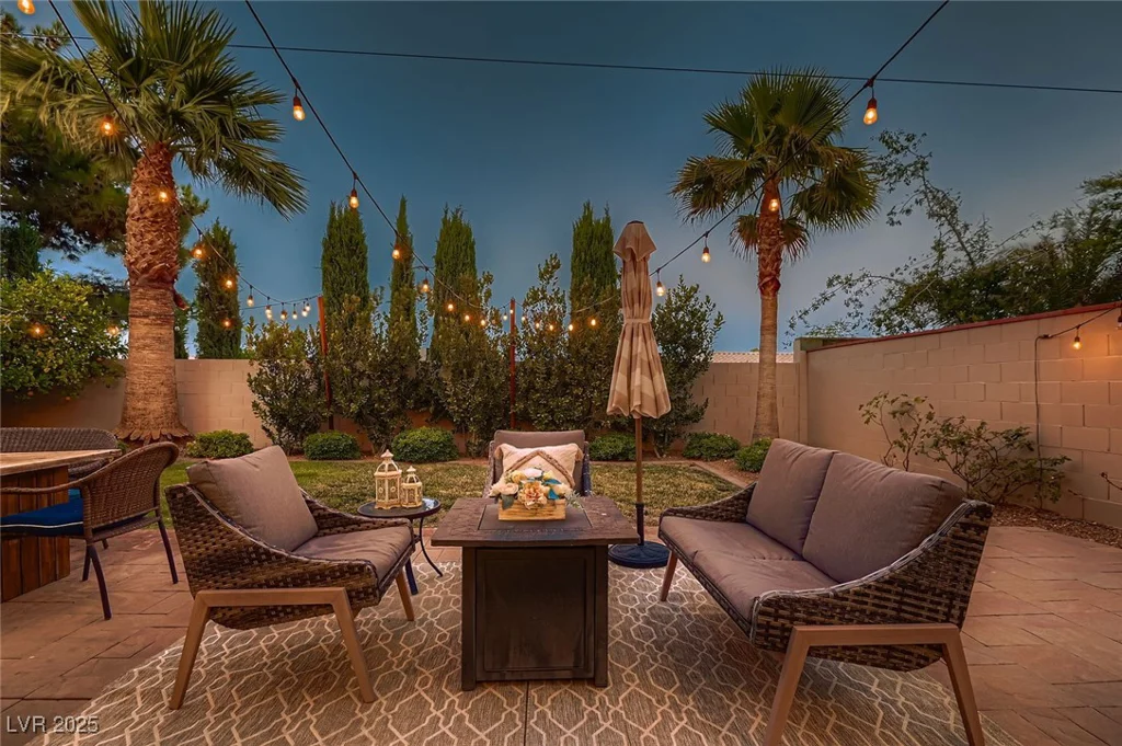 1612 Estrella, Las Vegas, NV 89117