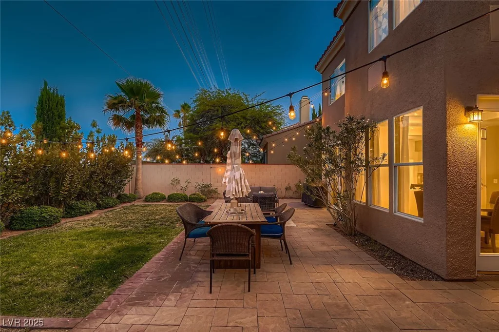 1612 Estrella, Las Vegas, NV 89117