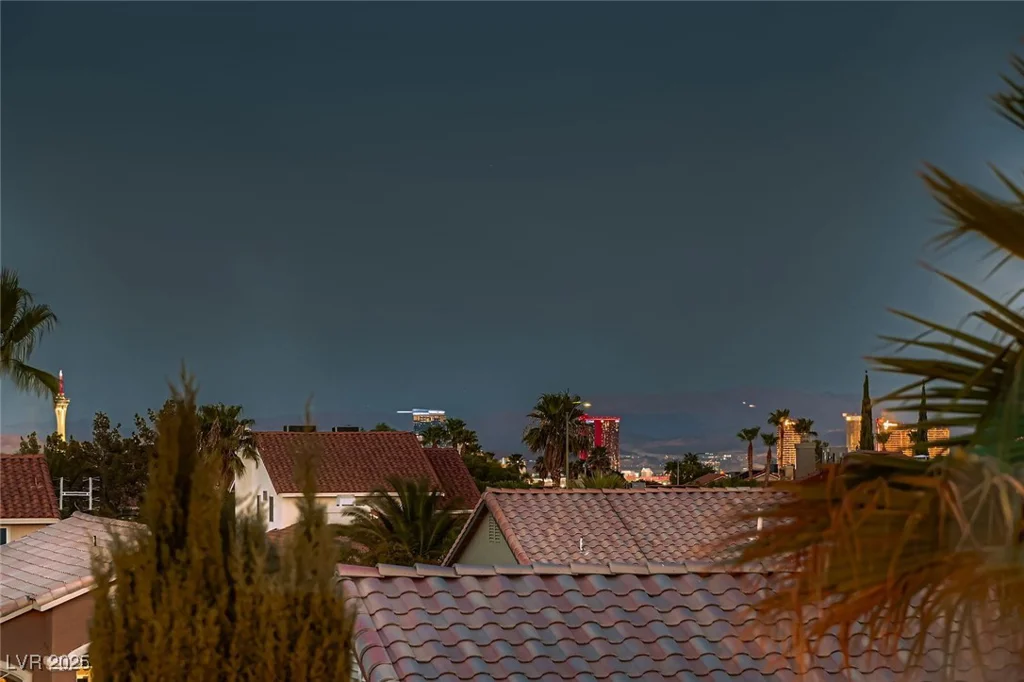 1612 Estrella, Las Vegas, NV 89117