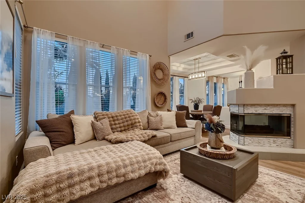 1612 Estrella, Las Vegas, NV 89117