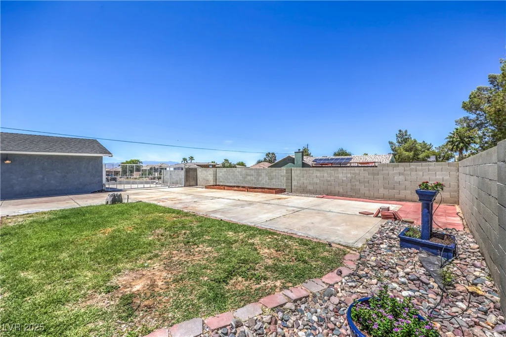 2020 Pinto, Henderson, NV 89002