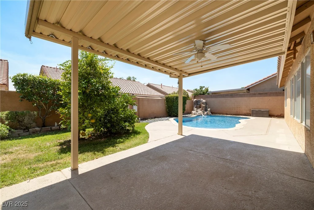 7813 Faith, Las Vegas, NV 89131