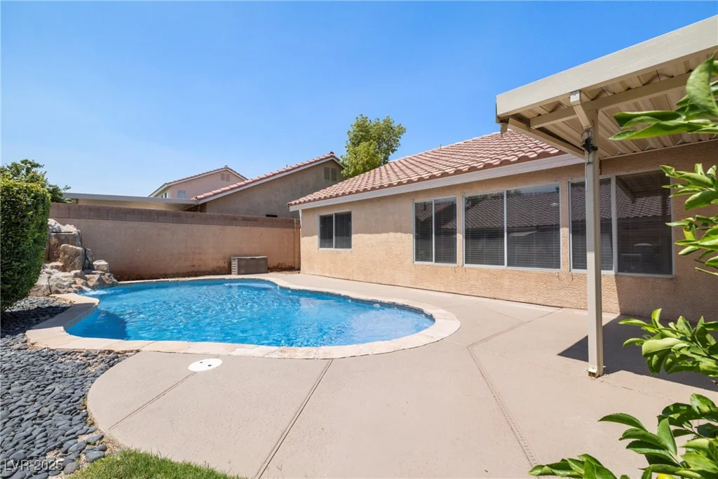 7813 Faith, Las Vegas, NV 89131
