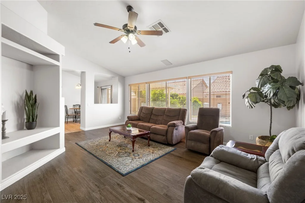 7813 Faith, Las Vegas, NV 89131