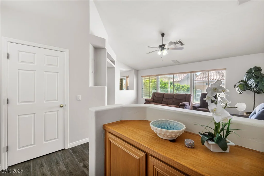 7813 Faith, Las Vegas, NV 89131