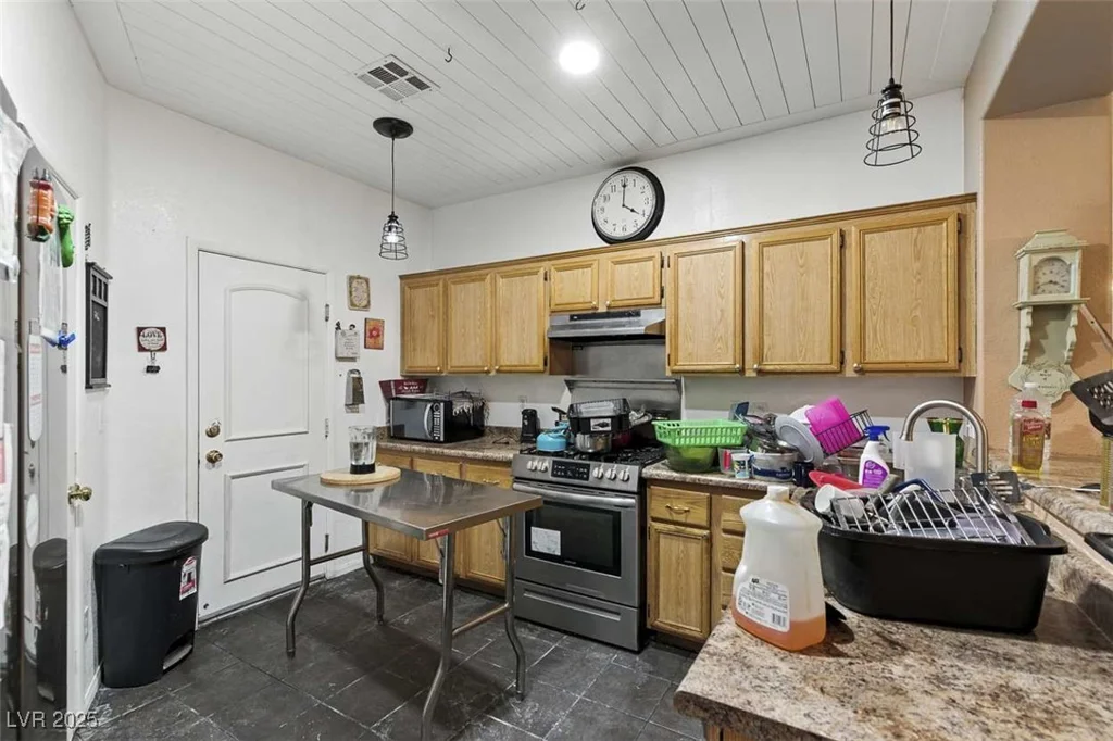 5905 Autumn Harvest, Las Vegas, NV 89142