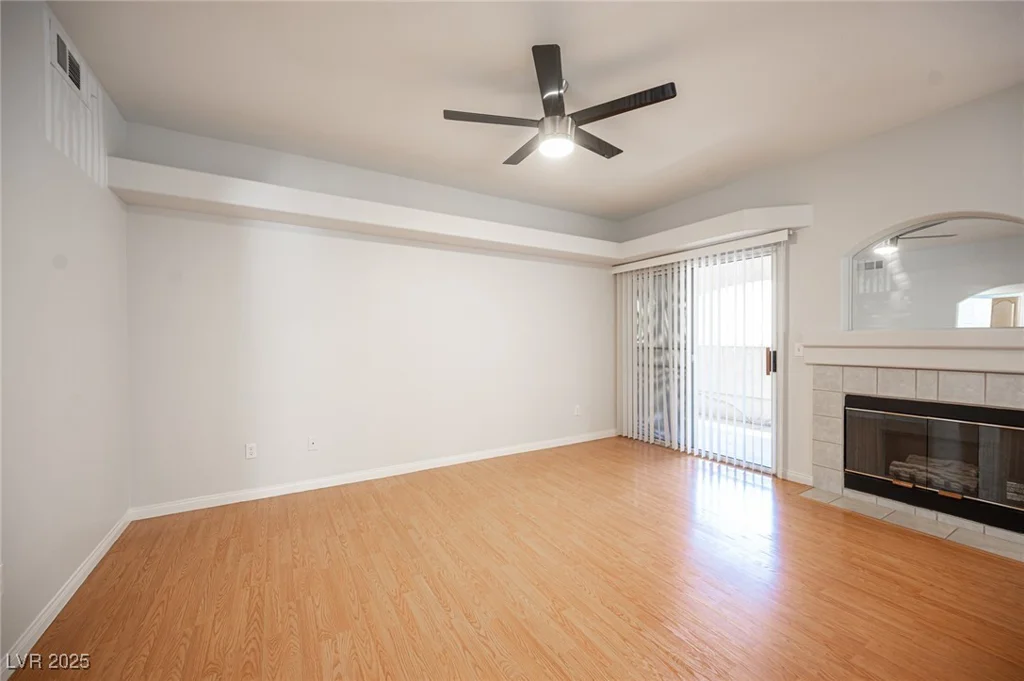 8420 White Eagle, Las Vegas, NV 89145