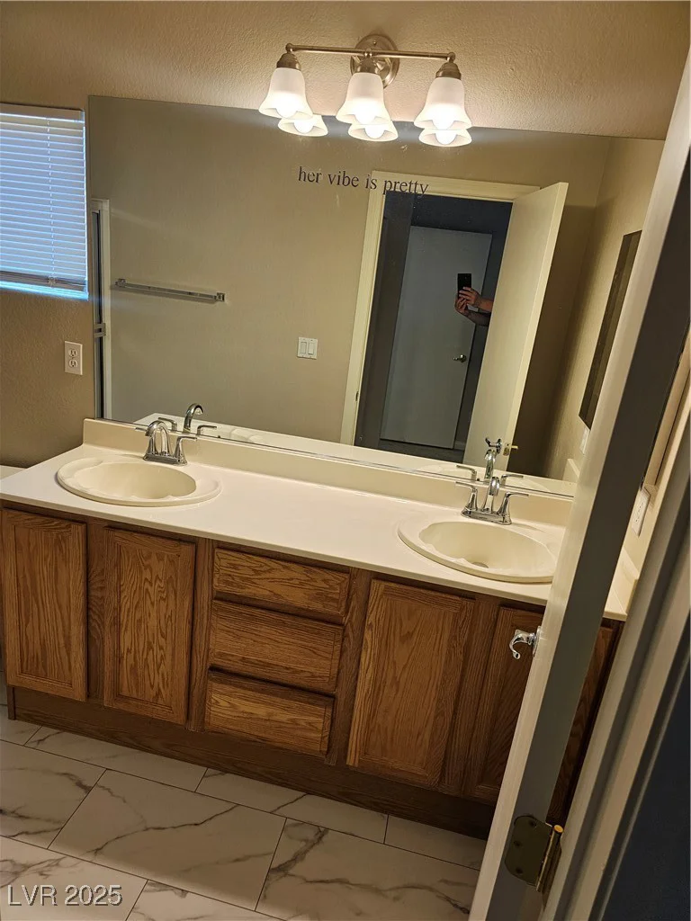 6537 Butterfly Sky, North Las Vegas, NV 89084