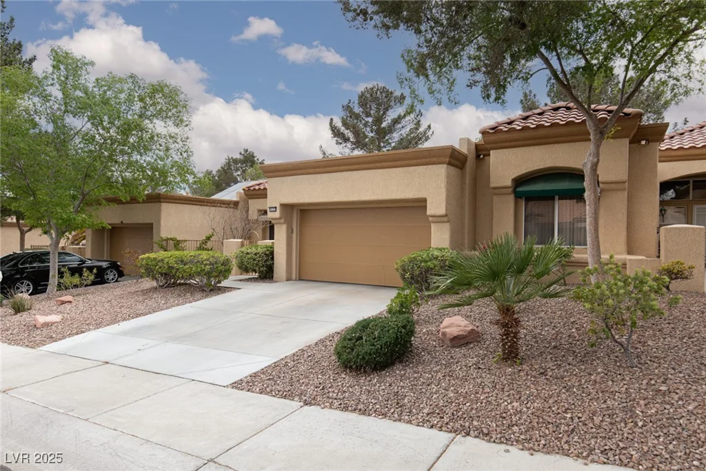 9533 Yucca Blossom, Las Vegas, NV 89134