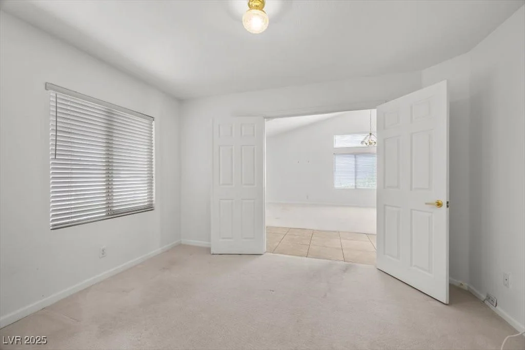 9616 Glengarry, Las Vegas, NV 89129
