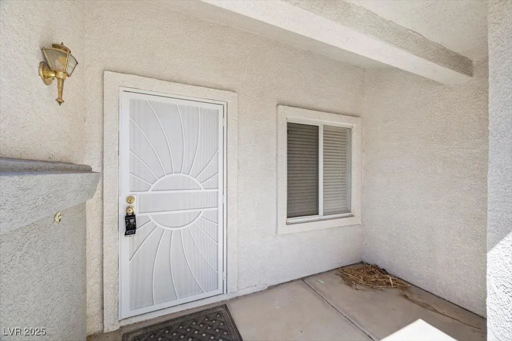 9616 Glengarry, Las Vegas, NV 89129