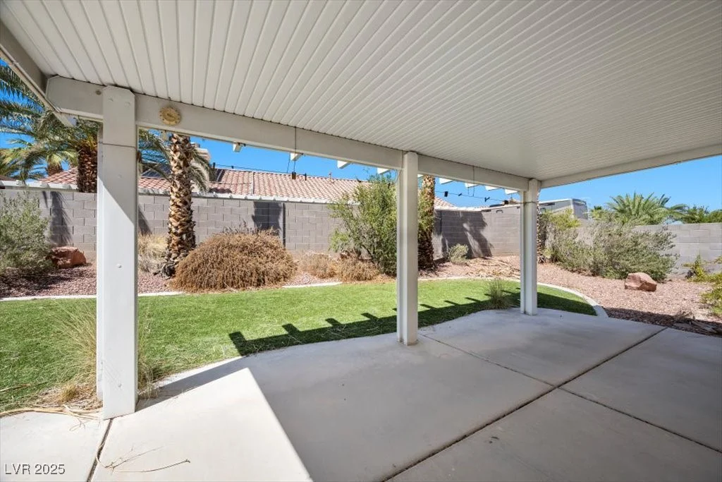 9616 Glengarry, Las Vegas, NV 89129