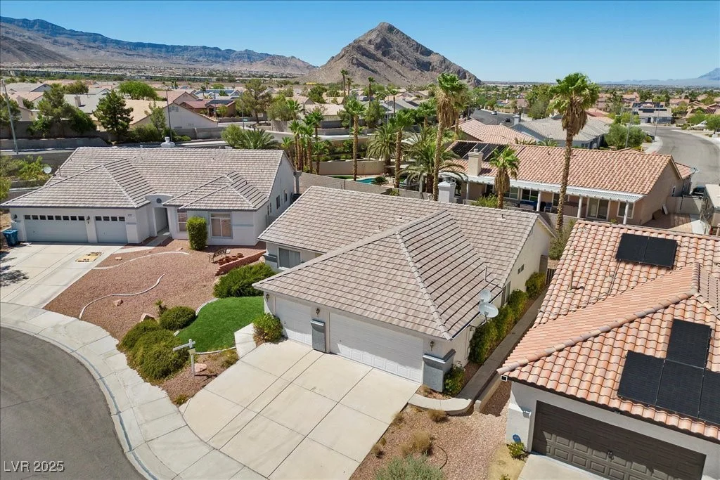 9616 Glengarry, Las Vegas, NV 89129