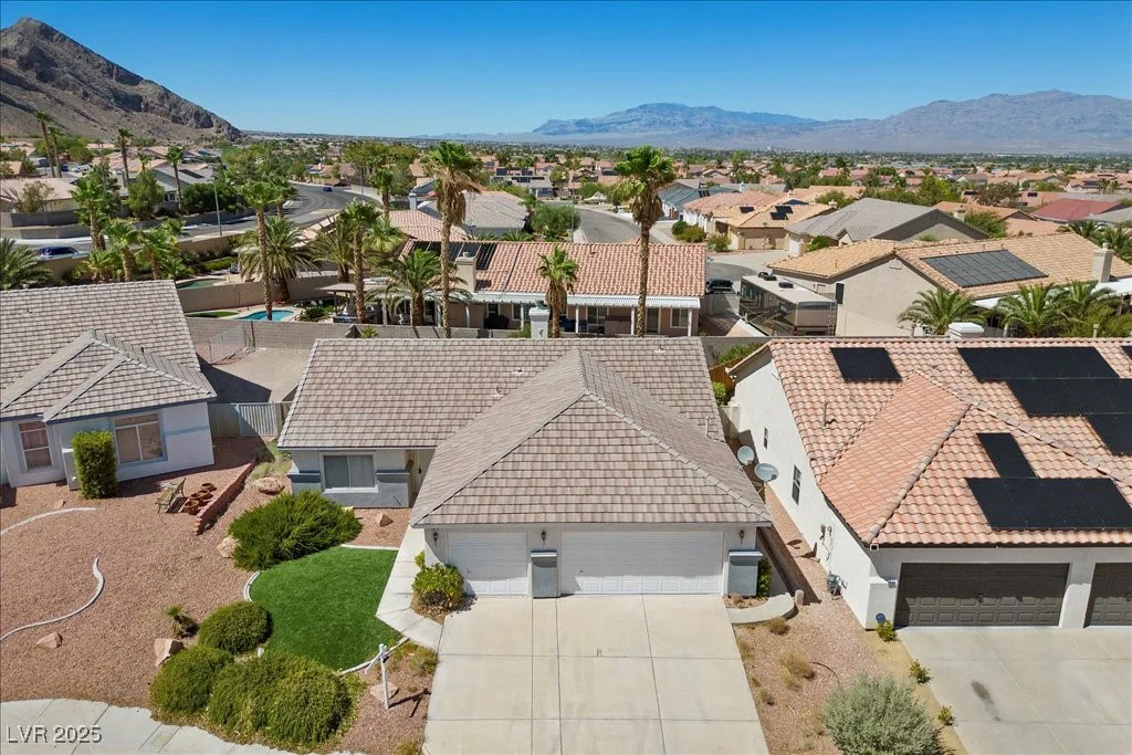 9616 Glengarry, Las Vegas, NV 89129