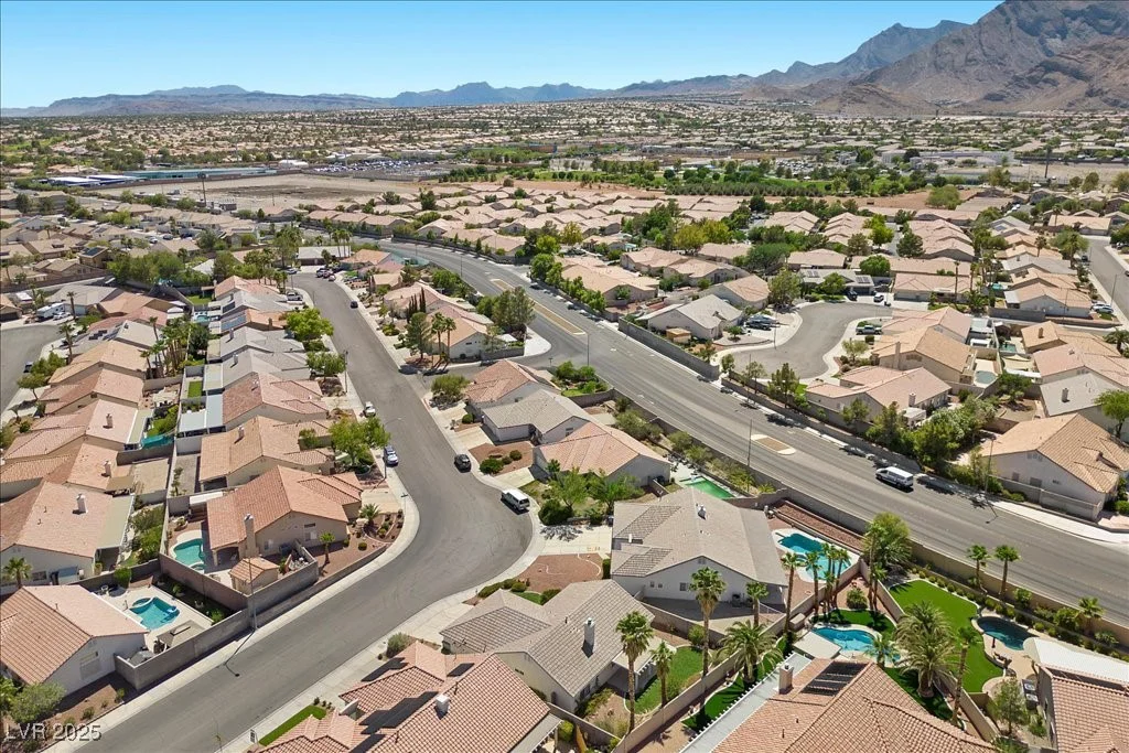 9616 Glengarry, Las Vegas, NV 89129