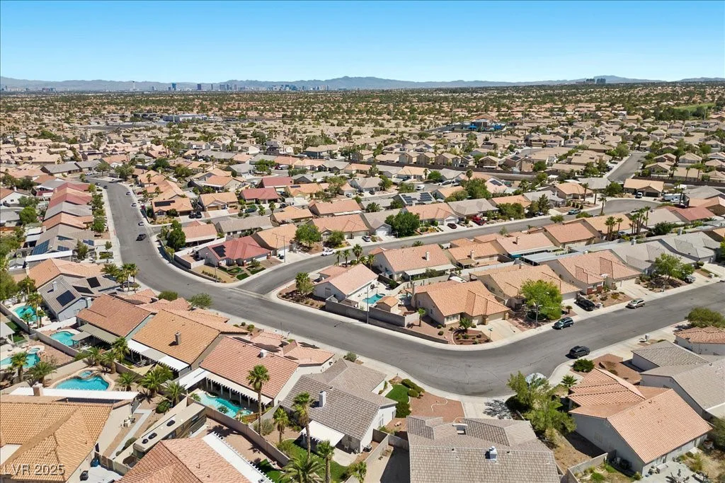 9616 Glengarry, Las Vegas, NV 89129