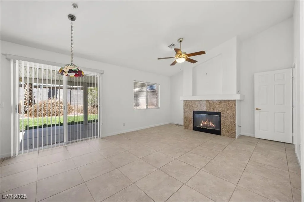 9616 Glengarry, Las Vegas, NV 89129
