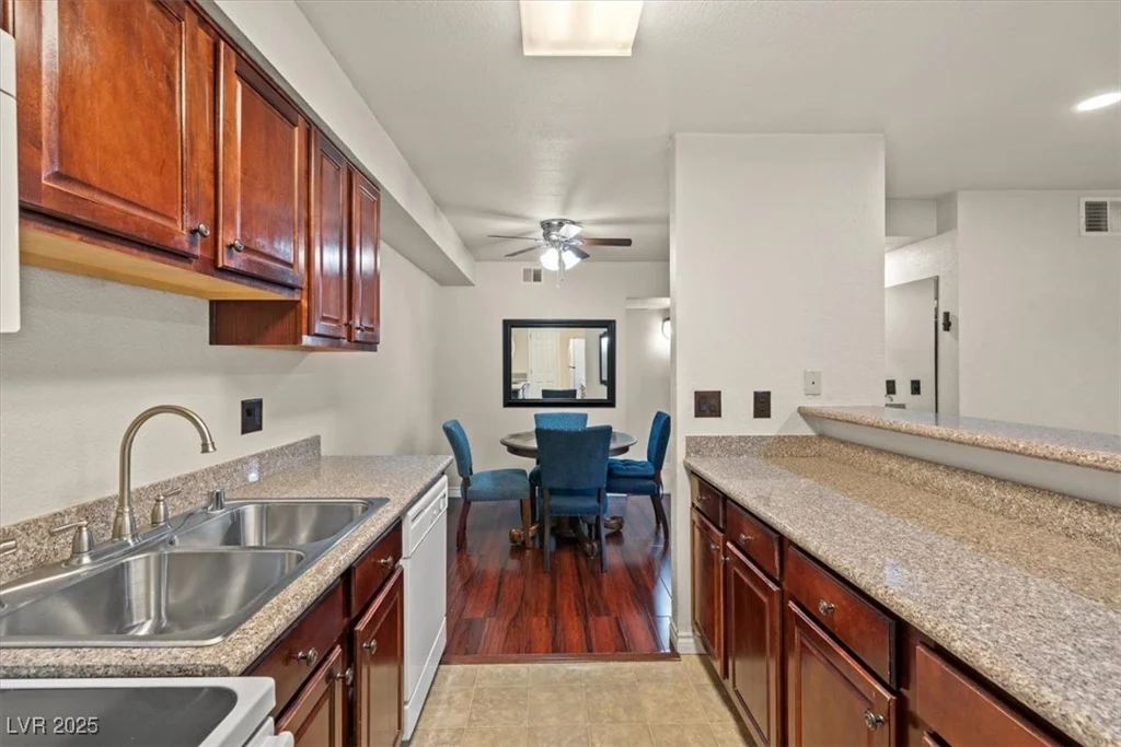 2451 Rainbow, Las Vegas, NV 89108