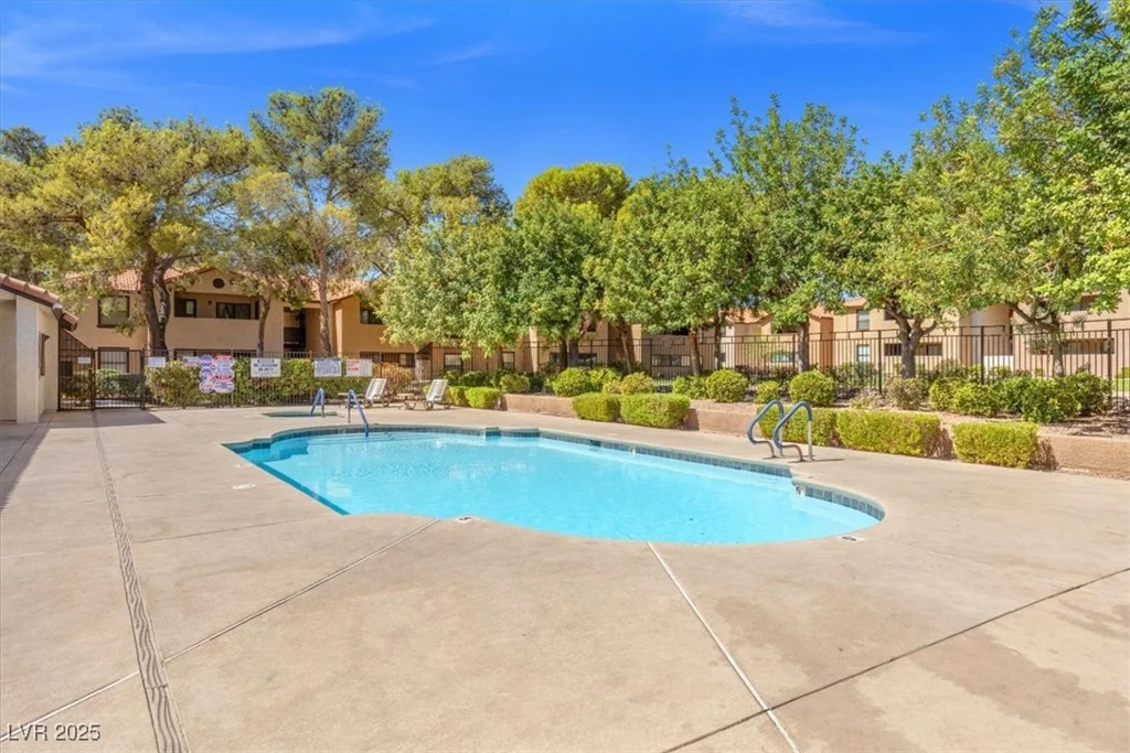 2451 Rainbow, Las Vegas, NV 89108