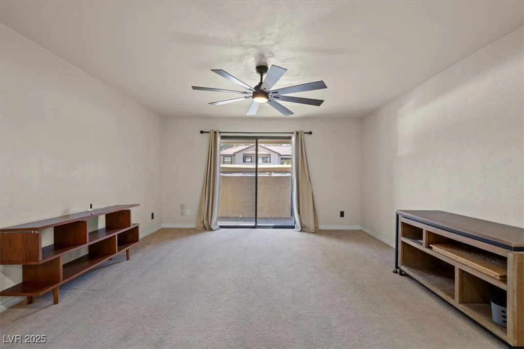 2451 Rainbow, Las Vegas, NV 89108