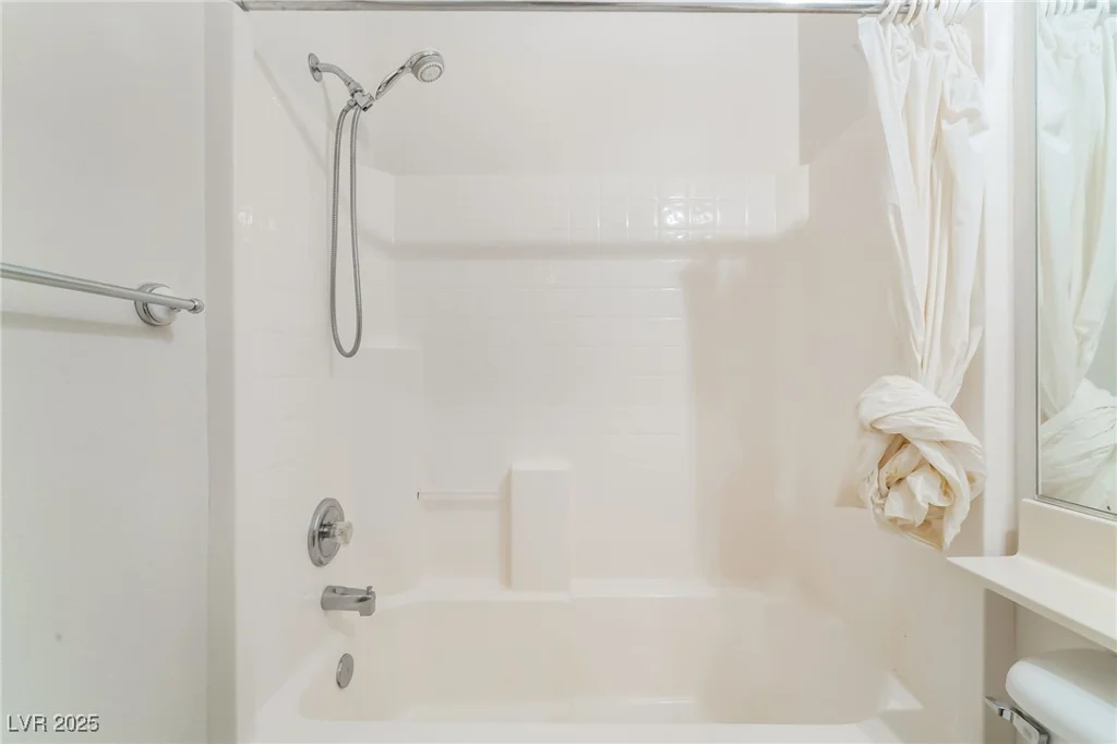 8926 Rochelle, Las Vegas, NV 89147