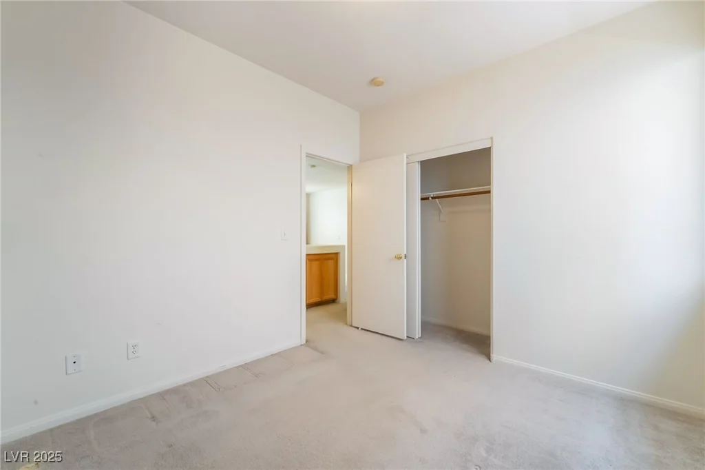 8926 Rochelle, Las Vegas, NV 89147