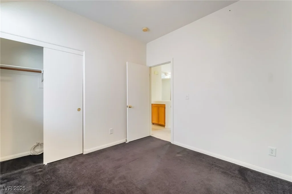 8926 Rochelle, Las Vegas, NV 89147