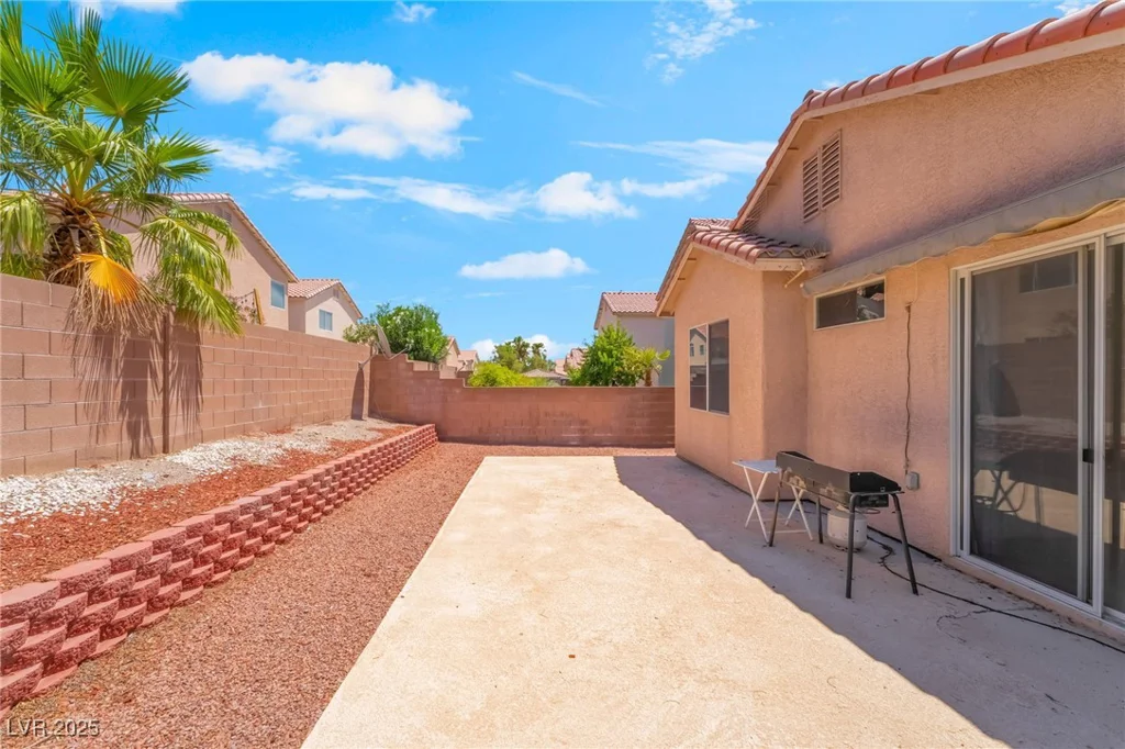 8926 Rochelle, Las Vegas, NV 89147
