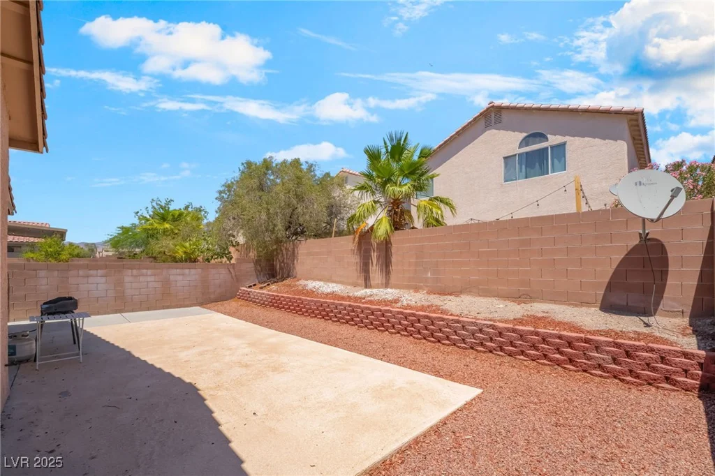 8926 Rochelle, Las Vegas, NV 89147