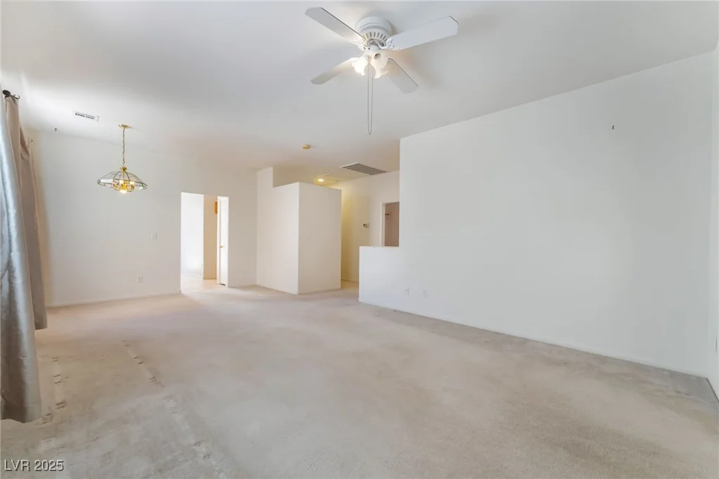 8926 Rochelle, Las Vegas, NV 89147